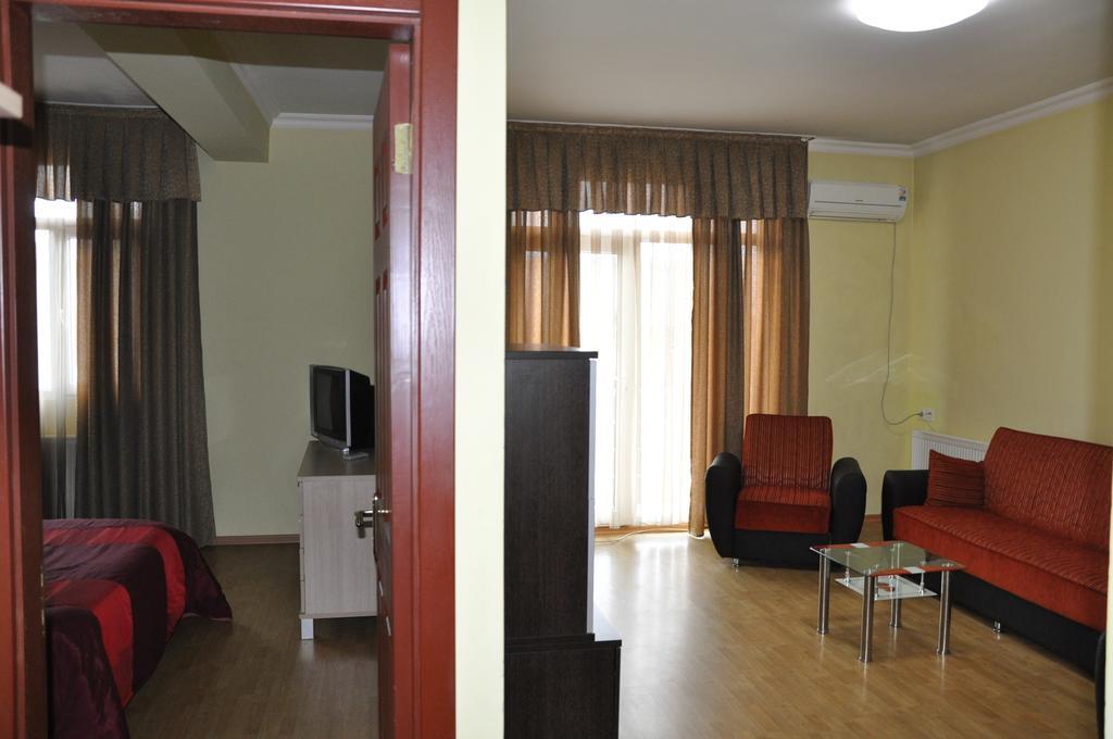 Prestige Hotel Batumi Pokoj fotografie